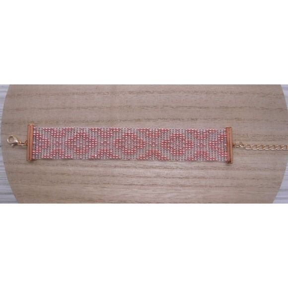 Loom Beaded Bracelet Clear & Pink - Picture 2 of 4